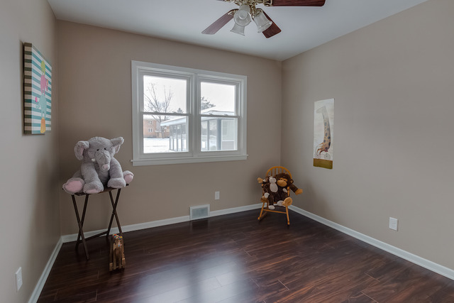 573 E 4th St, Lockport, IL 60441 photo 16