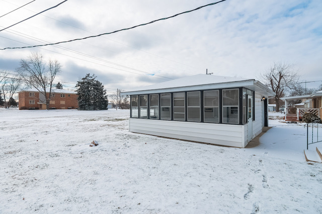 573 E 4th St, Lockport, IL 60441 photo 20