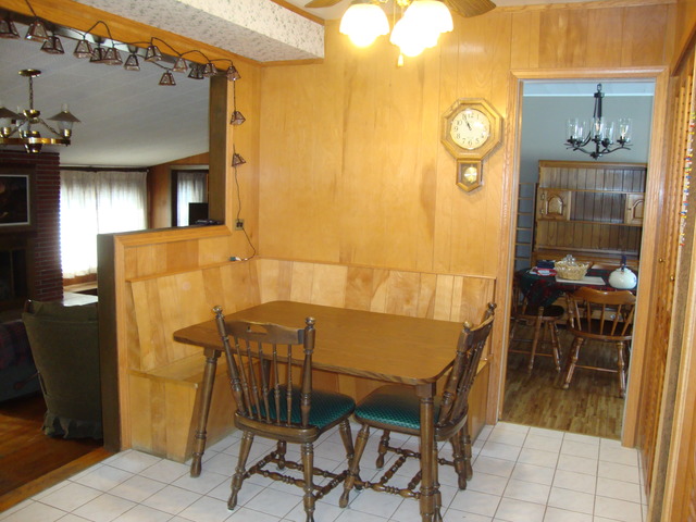 3205 Saint James St, Rolling Meadows, IL 60008 photo 10