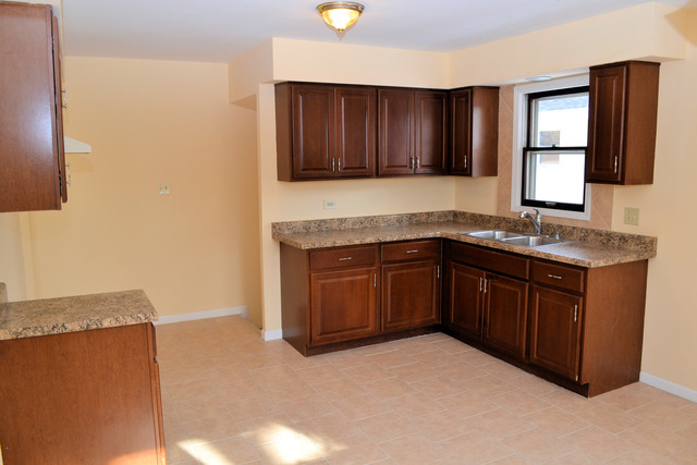 2618 178th St, Lansing, IL 60438 photo 3