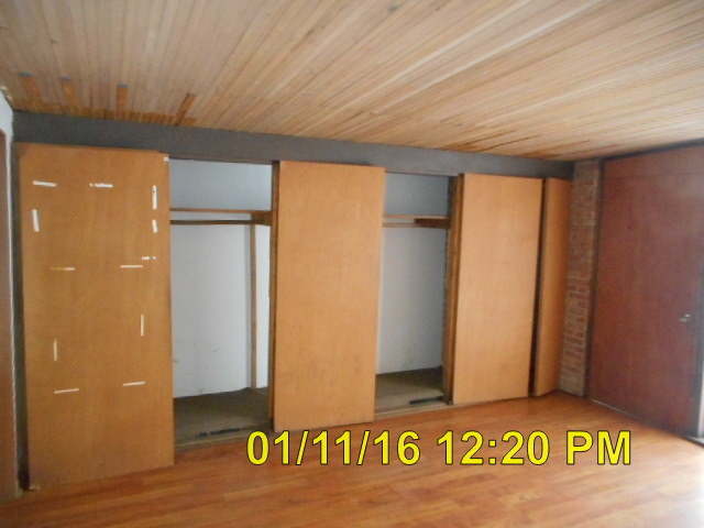 400 Streamside Dr, Harvey, IL 60426 photo 9