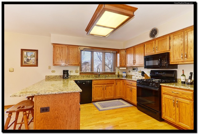 809 Dunham Ln, Bolingbrook, IL 60440 photo 9