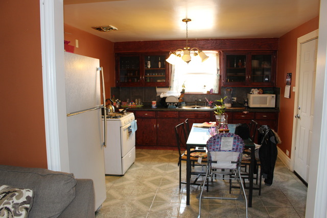 1545 S Maple Ave, Berwyn, IL 60402 photo 3