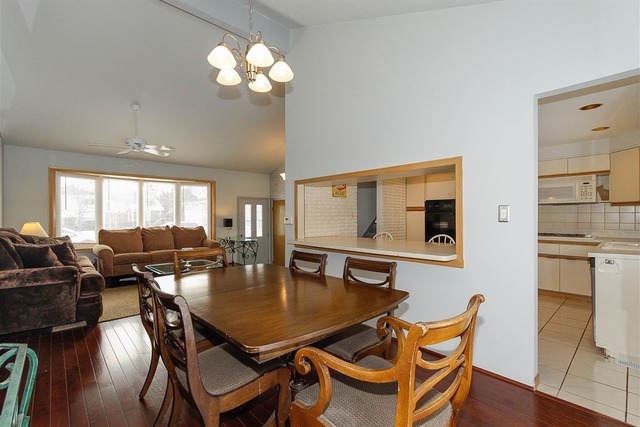 1922 E Yuma Ln, Mount Prospect, IL 60056 photo 10