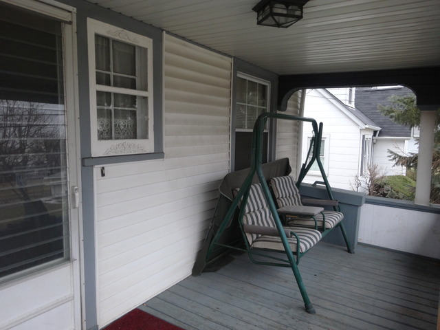 5916 W Maple Ave, Berkeley, IL 60163 photo 2
