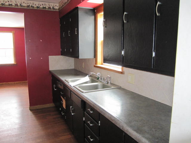 830 W Jackson St, Morris, IL 60450 photo 2