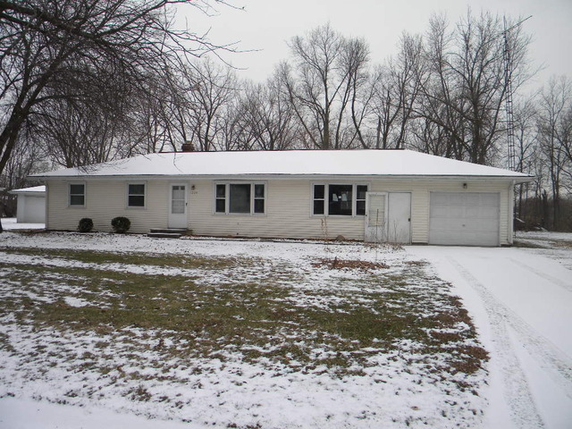 1224 Susan Cir, Morris, IL 60450 photo 2