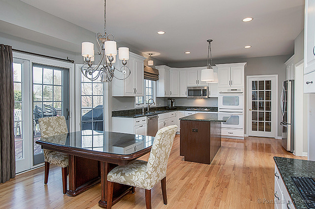 1507 Maria Ct, Wheaton, IL 60187 photo 4