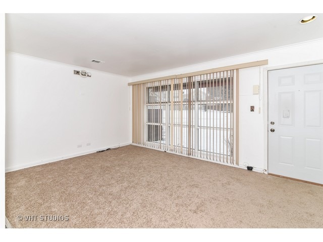 16435 St Louis Ave, Markham, IL 60428 photo 2