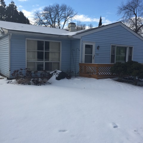 723 N Green Dr, Wheeling, IL 60090 photo 1