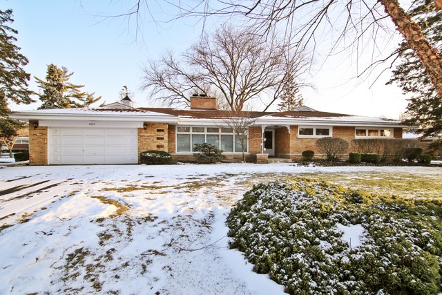 1021 Hunter Rd, Glenview, IL 60025 photo 1