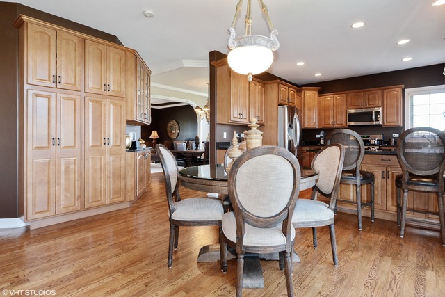 25708 Sunnymere Dr, Plainfield, IL 60585 photo 9