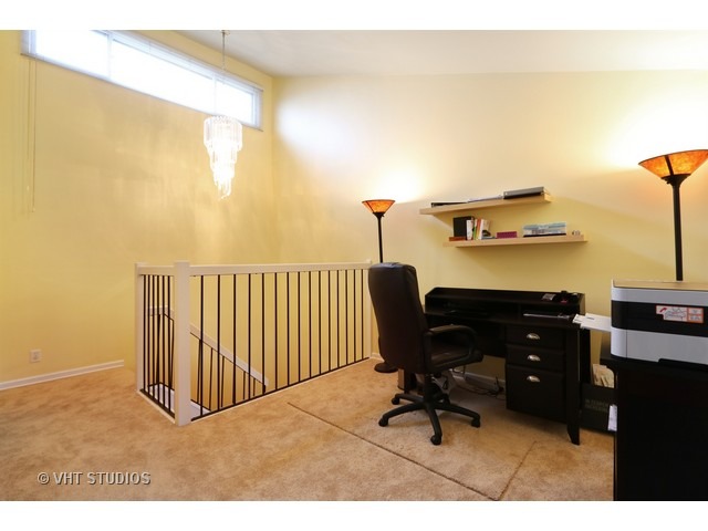 2528 Yarrow Ln, Rolling Meadows, IL 60008 photo 9