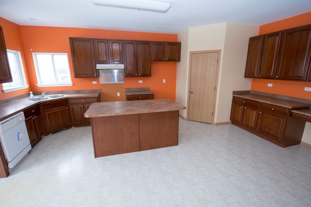 3633 Bailey St, Plano, IL 60545 photo 7