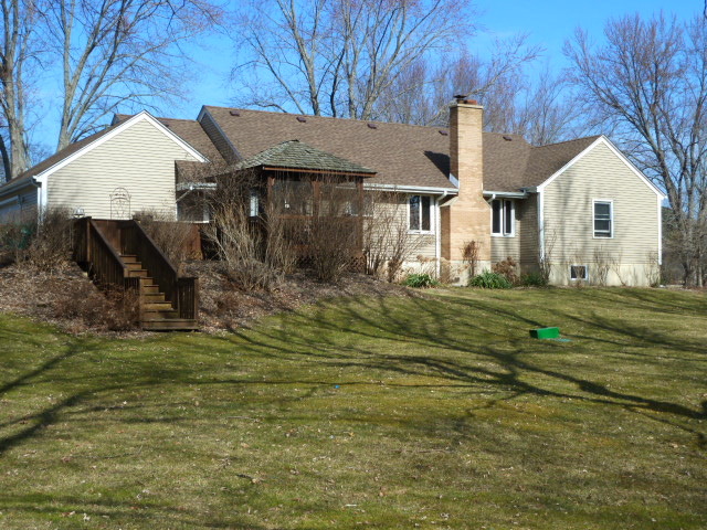 39 W465 Capulet Cir, Elgin, IL 60124 photo 24