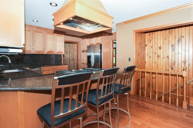 655 Oakview Dr, Algonquin, IL 60102 photo 10