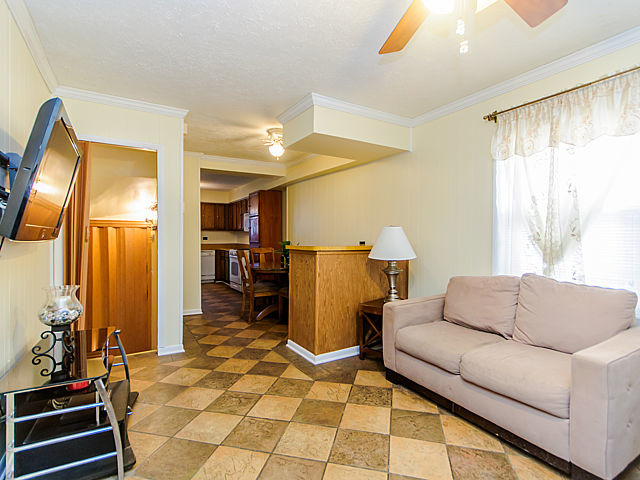 2010 S 23rd Ave, Broadview, IL 60155 photo 6