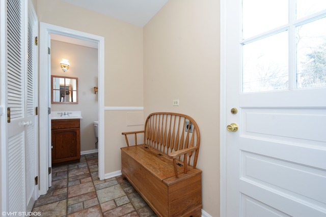 287 Beverly Rd, Barrington, IL 60010 photo 9