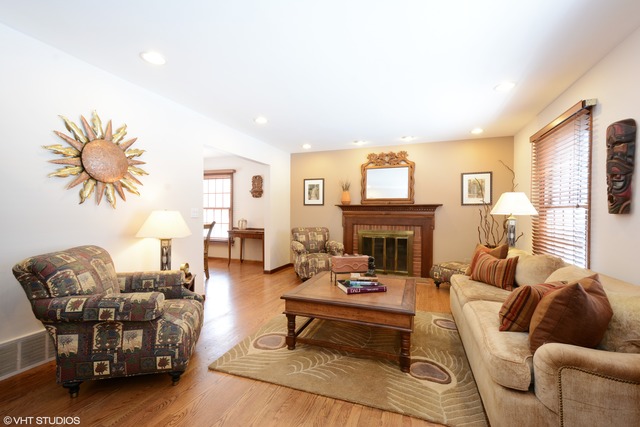 287 Beverly Rd, Barrington, IL 60010 photo 4