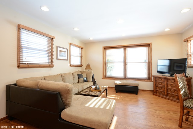 287 Beverly Rd, Barrington, IL 60010 photo 8