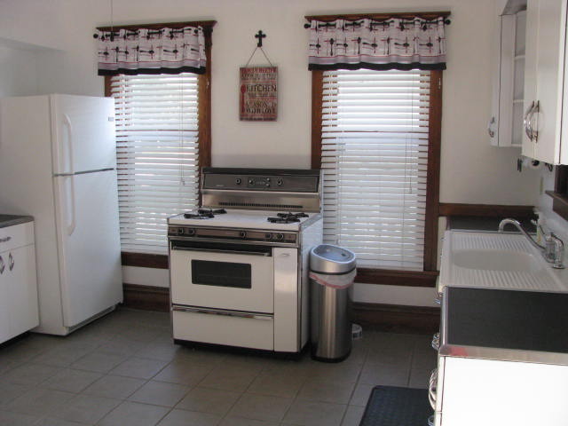 776 High St, Aurora, IL 60505 photo 5