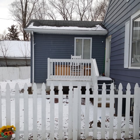 557 7th Ave, Aurora, IL 60505 photo 3