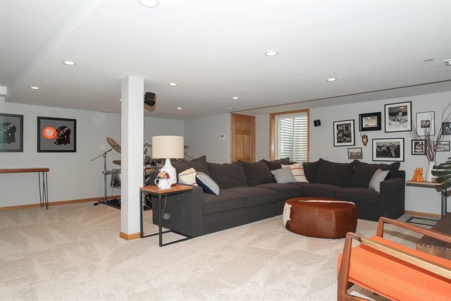 5490 Nicholson Dr, Hoffman Estates, IL 60192 photo 16