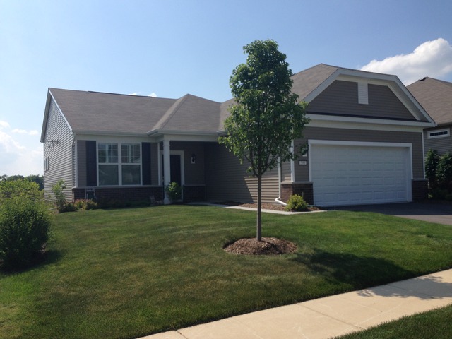 598 Tuscan View Dr, Elgin, IL 60124 photo 3