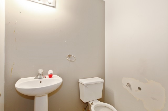 2502 Oak Tree Ln, Plainfield, IL 60586 photo 3