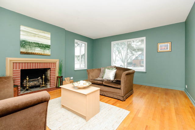 111 Stratford Rd, Des Plaines, IL 60016 photo 5