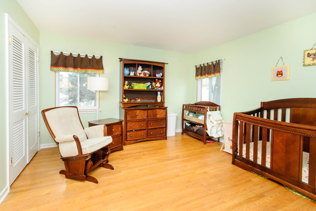 111 Stratford Rd, Des Plaines, IL 60016 photo 14