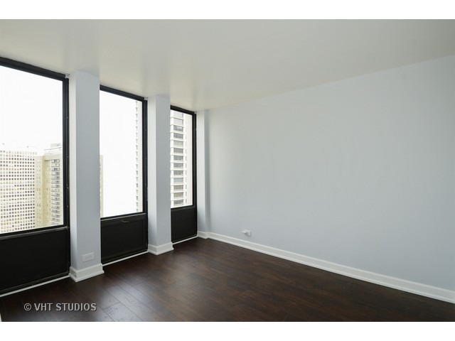 100 E Walton St #37A, Chicago, IL 60611 photo 6