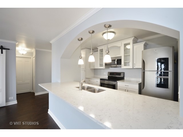 100 E Walton St #37A, Chicago, IL 60611 photo 5