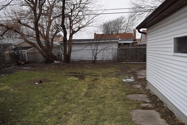3720 Ruby St, Schiller Park, IL 60176 photo 4