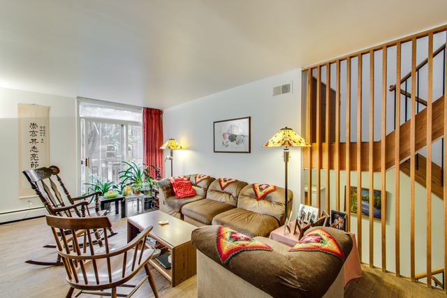 1468 E 56th St, Chicago, IL 60637 photo 4