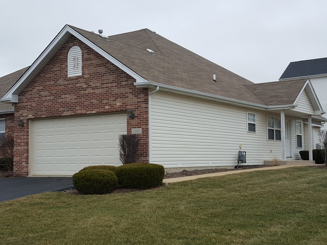 1391 Somerset Dr, Beecher, IL 60401 photo 2