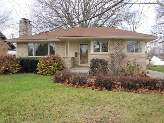 1209 State St, Ottawa, IL 61350 photo 1