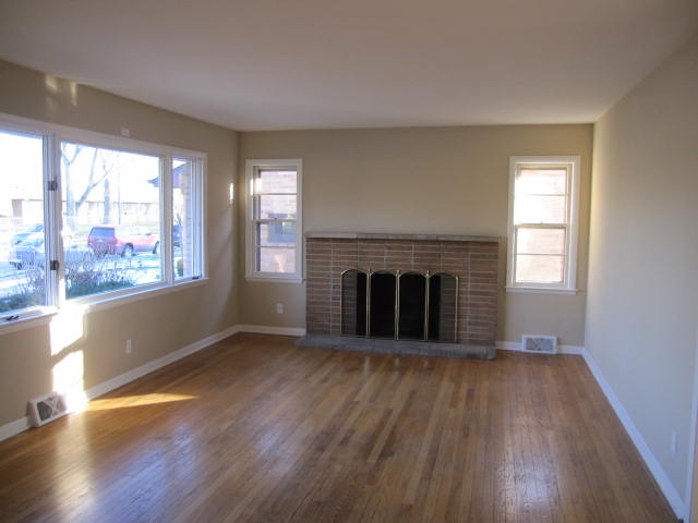 1209 State St, Ottawa, IL 61350 photo 4