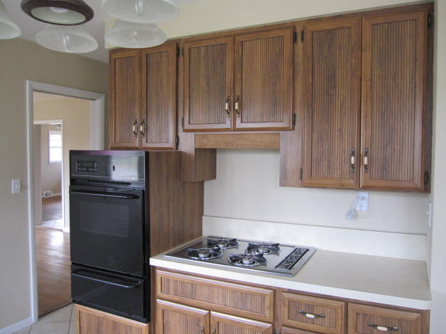 1209 State St, Ottawa, IL 61350 photo 3