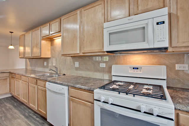 515 Bernice Ct, Wheeling, IL 60090 photo 5