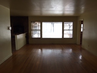 320 Irving Blvd, Chicago Heights, IL 60411 photo 2