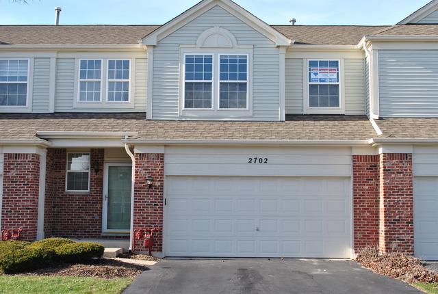 2702 Bay View Cir, Algonquin, IL 60102 photo 1