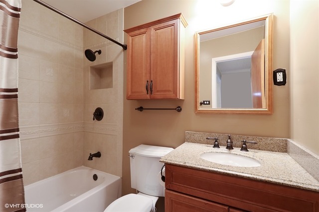 640 Frederick Ln, Hoffman Estates, IL 60169 photo 13