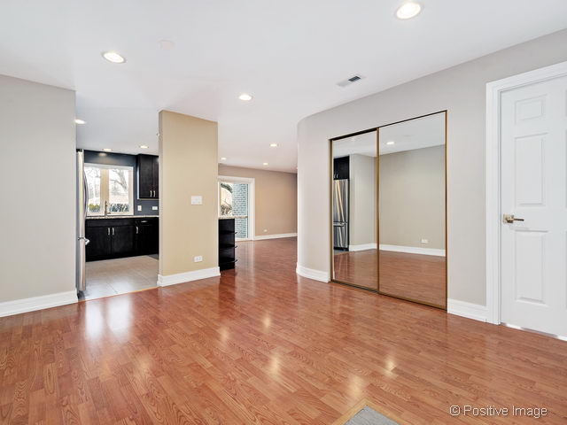 1525 Sander Ct #111, Wheeling, IL 60090 photo 2