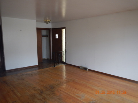 15114 Champlain Ave, Dolton, IL 60419 photo 4