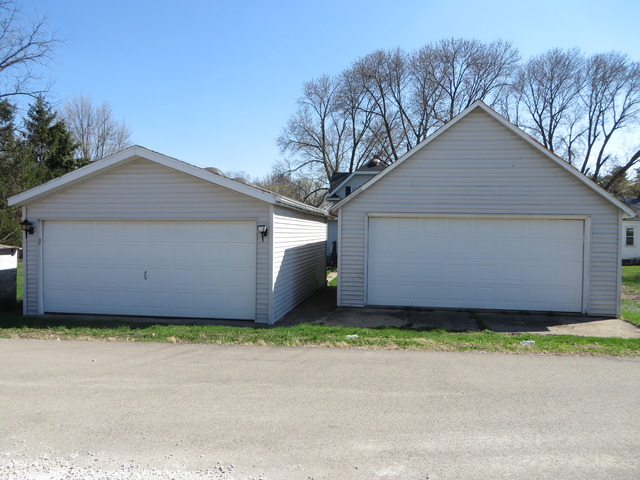 112 E Oak St, Manlius, IL 61338 photo 5
