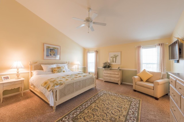 1223 Falcon Ridge Dr, Elgin, IL 60124 photo 9
