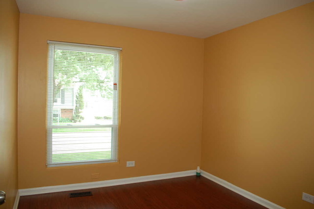 1875 Grantham Pl, Hoffman Estates, IL 60169 photo 7