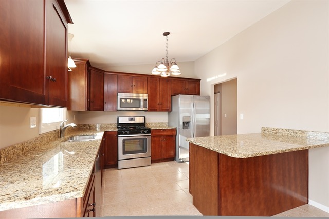4515 Spruce Ln, Mchenry, IL 60050 photo 6