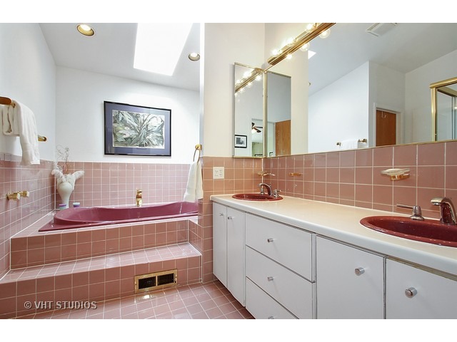 3203 Hill Ln, Wilmette, IL 60091 photo 11